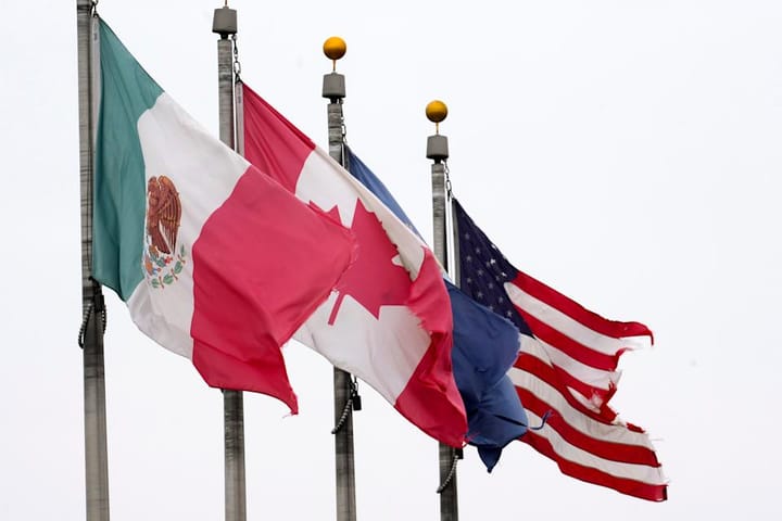 25% Tariffs Hit Canada, Mexico: Will US Equities Crack?